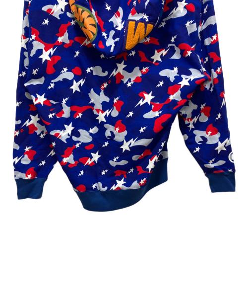 A BATHING APE（アベイシングエイプ）A BATHING APE (アベイシングエイプ) STA Strike Camo Shark フルジップパーカー ブルー サイズ:L 未使用品の古着・服飾アイテム