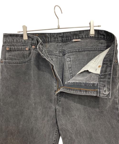 LEVI'S（リーバイス）LEVI'S (リーバイス) デニムパンツ ブラック サイズ:38×32の古着・服飾アイテム
