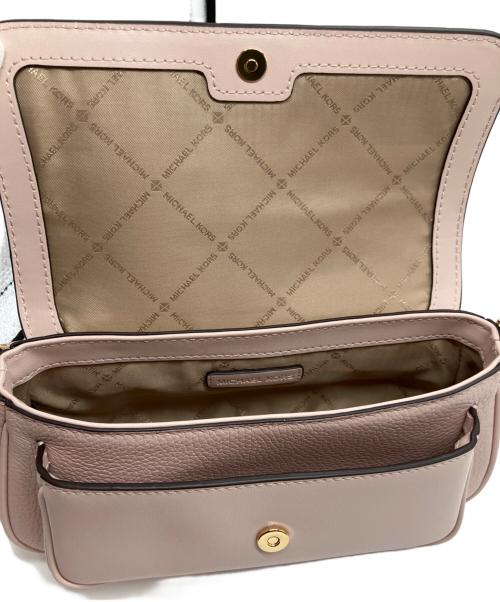 MICHAEL KORS（マイケルコース）MICHAEL KORS (マイケルコース) Jet Set Travel Small Pebbled Leather Crossbody Bag With Pouch ライトピンクの古着・服飾アイテム