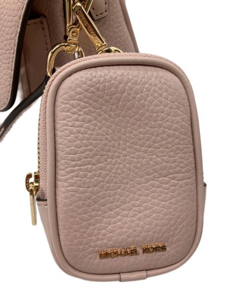MICHAEL KORS（マイケルコース）MICHAEL KORS (マイケルコース) Jet Set Travel Small Pebbled Leather Crossbody Bag With Pouch ライトピンクの古着・服飾アイテム