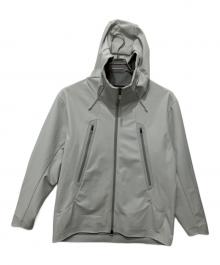 DESCENTE ALLTERRAIN（デザイント オルテライン）の古着「ソフトシェルジャケット“クレアス”」｜オフホワイト