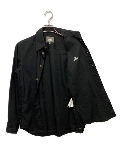 Vivienne Westwood man（ヴィヴィアン ウェストウッド マン）Vivienne Westwood man (ヴィヴィアン ウェストウッド マン) Embroidery Classic Shirt ブラック サイズ:48の古着・服飾アイテム