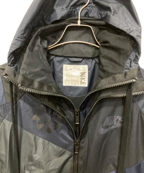 NIKE（ナイキ）NIKE (ナイキ) sacai (サカイ) 再構築アノラックジャケット ネイビー×ブラック サイズ:XSの古着・服飾アイテム