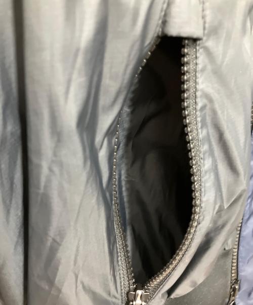 NIKE（ナイキ）NIKE (ナイキ) sacai (サカイ) 再構築アノラックジャケット ネイビー×ブラック サイズ:XSの古着・服飾アイテム