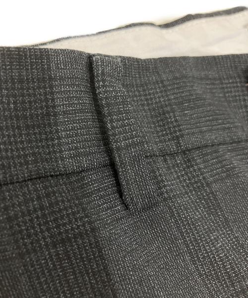 MIU MIU（ミュウミュウ）MIU MIU (ミュウミュウ) チェック柄スラックス グレー サイズ:46の古着・服飾アイテム