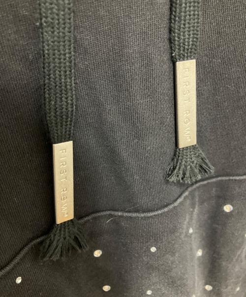 FIRST ROW（ファーストロウ）FIRST ROW (ファーストロウ) WASHED CROP RHINESTONE HOODIE ブラック サイズ:XLの古着・服飾アイテム