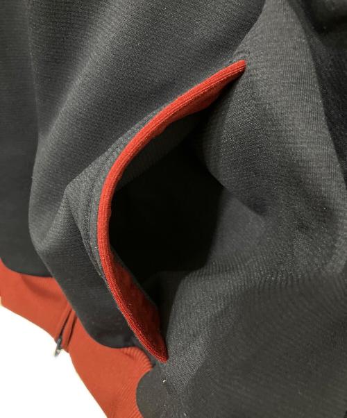 SOL soonerorlater（ソル スーナーオアレイター）SOL soonerorlater (ソル スーナーオアレイター) GuruGuru Track Jacket ネイビー×レッド サイズ:XLの古着・服飾アイテム