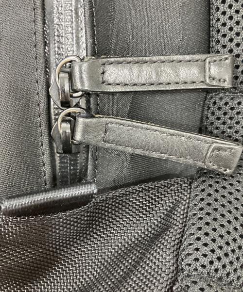 BLACK LABEL CRESTBRIDGE（ブラックレーベル クレストブリッジ）BLACK LABEL CRESTBRIDGE (ブラックレーベル クレストブリッジ) カモフラリュック ブラックの古着・服飾アイテム