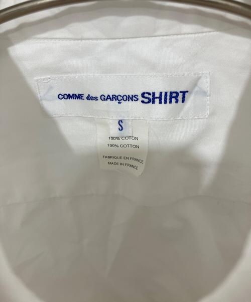 COMME des GARCONS SHIRT（コムデギャルソンシャツ）COMME des GARCONS SHIRT (コムデギャルソンシャツ) FOREVER NARROW CLASSIC FIT SHIRT ホワイト サイズ:Sの古着・服飾アイテム
