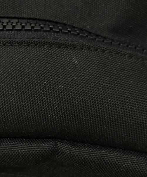 MARY QUANT（マリークヮント）MARY QUANT (マリークヮント) オールブラックシンプルロゴリュックL ブラックの古着・服飾アイテム