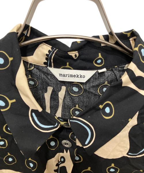 marimekko（マリメッコ）marimekko (マリメッコ) 総柄シャツワンピース ブラック×ベージュ サイズ:36の古着・服飾アイテム