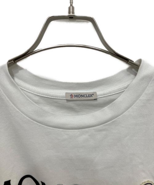 MONCLER（モンクレール）MONCLER (モンクレール) フロントロゴロングスリーブカットソー ホワイト サイズ:Mの古着・服飾アイテム