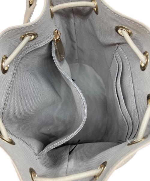 FURLA（フルラ）FURLA (フルラ) クリオバケットバッグ ベージュの古着・服飾アイテム