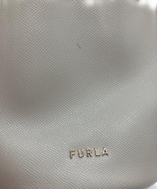 FURLA（フルラ）FURLA (フルラ) クリオバケットバッグ ベージュの古着・服飾アイテム