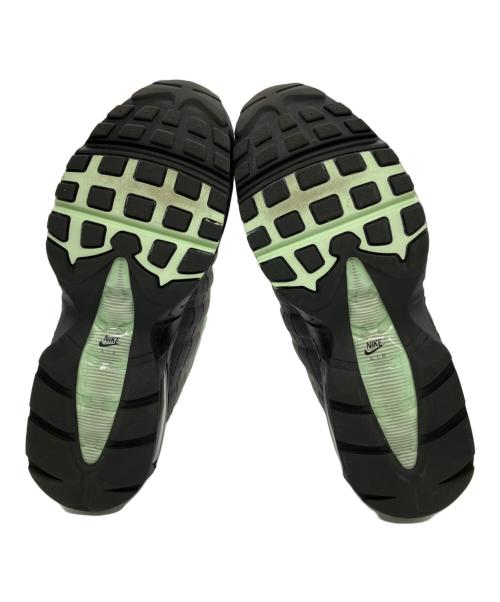 NIKE（ナイキ）NIKE (ナイキ) ローカットスニーカー ホワイト×グリーン サイズ:27.5の古着・服飾アイテム