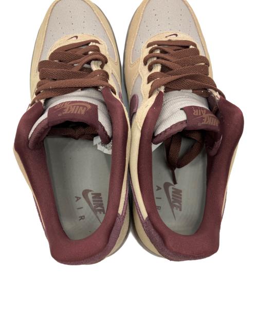 NIKE（ナイキ）NIKE (ナイキ) AIR FORCE 1 ’07 PRM ベージュ×パープル サイズ:27.5の古着・服飾アイテム