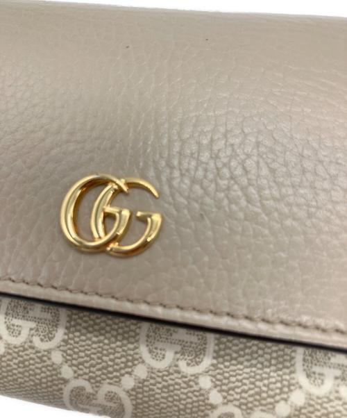 GUCCI（グッチ）GUCCI (グッチ) ダブルG バイカラー ミニ ウォレット ベージュの古着・服飾アイテム
