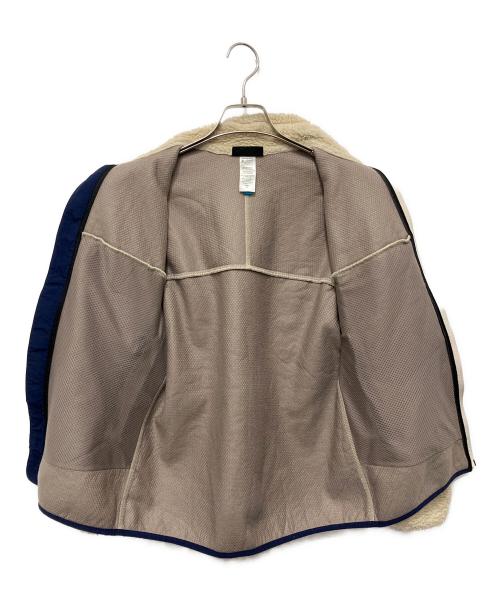 Patagonia（パタゴニア）Patagonia (パタゴニア) CLASSIC RETRO-X JACKET ベージュ×ネイビー サイズ:XSの古着・服飾アイテム