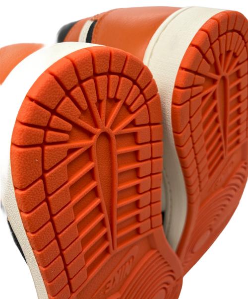 NIKE（ナイキ）NIKE (ナイキ) ハイカットスニーカー オレンジ×ブラック サイズ:27 未使用品の古着・服飾アイテム