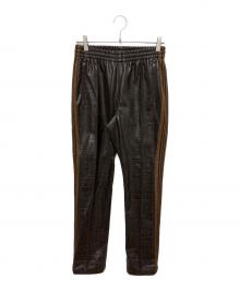 Needles×STUDIOUS（ニードルズ×ステュディオス）の古着「別注 TRACK PANT FAUX LTHR」｜ブラウン