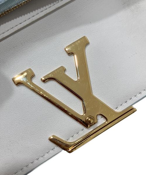 LOUIS VUITTON（ルイ ヴィトン）LOUIS VUITTON (ルイ ヴィトン) トリヨンレザー/カルングレザー ポルトフォイユ・カプシーヌ コンパクト ブルーの古着・服飾アイテム