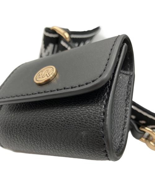 MICHAEL KORS（マイケルコース）MICHAEL KORS (マイケルコース) JET SET TRAVEL ショルダーバッグ ブラック 未使用品の古着・服飾アイテム