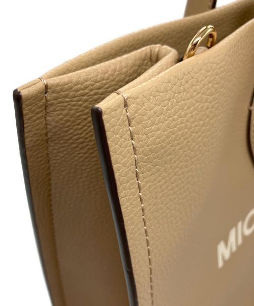 MICHAEL KORS（マイケルコース）MICHAEL KORS (マイケルコース) トートバッグ ベージュ 未使用品の古着・服飾アイテム