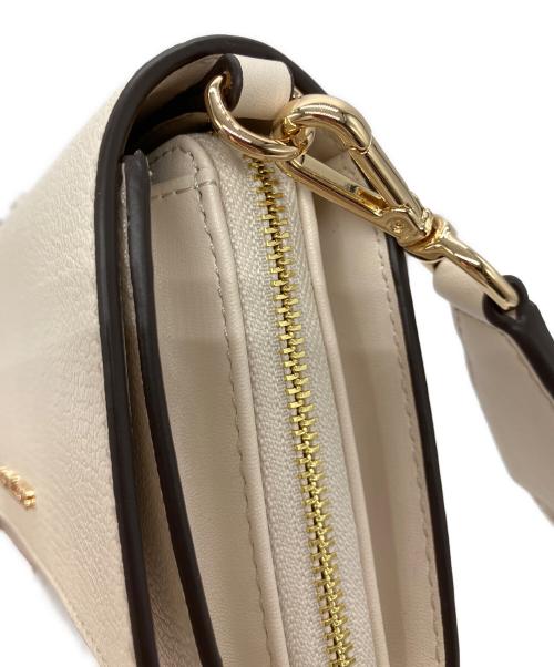 MICHAEL KORS（マイケルコース）MICHAEL KORS (マイケルコース) JET SET ITEM ジップアラウンド ウォレット クロスボディ ホワイトの古着・服飾アイテム