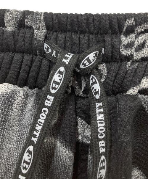 FB COUNTY（エフビーカウンティー）FB COUNTY (エフビーカウンティー) TATTED UP SWEAT PANTS ブラック×グレー サイズ:Sの古着・服飾アイテム