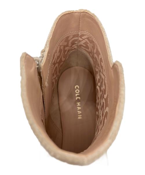 COLE HAAN（コールハーン）COLE HAAN (コールハーン) スウェードブーツ ベージュ サイズ:7　1/2の古着・服飾アイテム