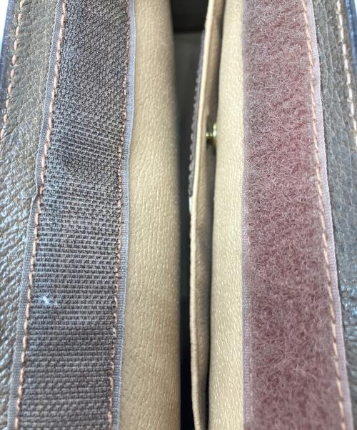 GUCCI（グッチ）GUCCI (グッチ) クラッチバッグ ベージュの古着・服飾アイテム