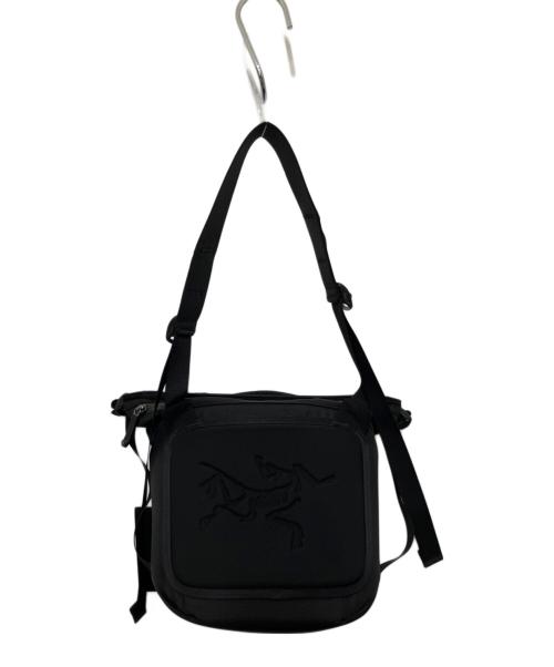 ARC'TERYX（アークテリクス）ARC'TERYX (アークテリクス) ARRO 8 SHOULDER BAG ブラックの古着・服飾アイテム
