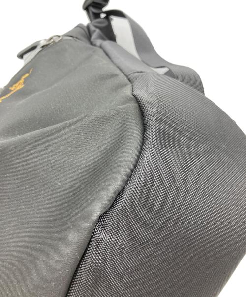 ARC'TERYX（アークテリクス）ARC'TERYX (アークテリクス) ARRO 8 SHOULDER BAG ブラックの古着・服飾アイテム