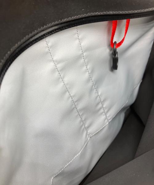 ARC'TERYX（アークテリクス）ARC'TERYX (アークテリクス) ARRO 8 SHOULDER BAG ブラックの古着・服飾アイテム