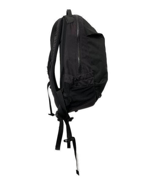ARC'TERYX（アークテリクス）ARC'TERYX (アークテリクス) ARRO 16 BACKPACK ブラック×パープルの古着・服飾アイテム