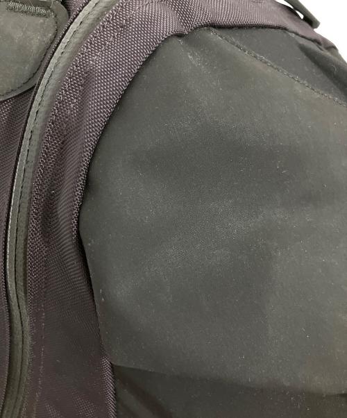 ARC'TERYX（アークテリクス）ARC'TERYX (アークテリクス) ARRO 16 BACKPACK ブラック×パープルの古着・服飾アイテム