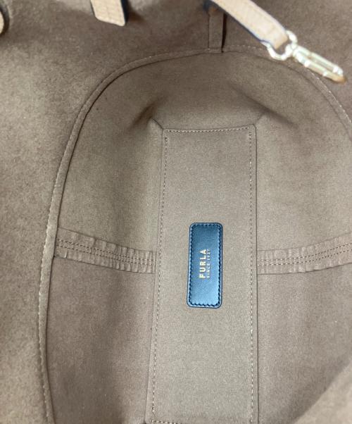 FURLA（フルラ）FURLA (フルラ) Primrose トートバッグ ベージュの古着・服飾アイテム