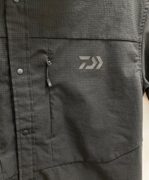 DAIWA（ダイワ）DAIWA (ダイワ) JOURNAL STANDARD relume (ジャーナルスタンダード レリューム) ストリームショートスリーブシャツ ブラック サイズ:Mの古着・服飾アイテム
