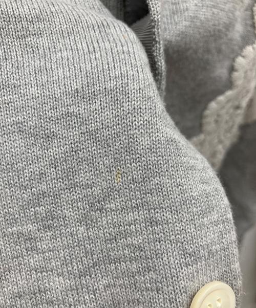 tricot COMME des GARCONS（トリココムデギャルソン）tricot COMME des GARCONS (トリココムデギャルソン) レースプリントカーディガン グレー サイズ:表記なし(実寸サイズをご確認ください)の古着・服飾アイテム
