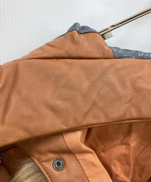 URBAN RESEARCH（アーバンリサーチ）URBAN RESEARCH (アーバンリサーチ) フーデットレザーダウンジャケット ブラウン サイズ:38の古着・服飾アイテム