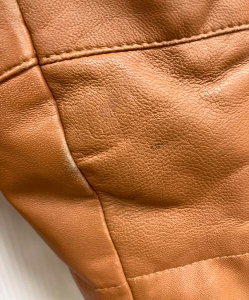 URBAN RESEARCH（アーバンリサーチ）URBAN RESEARCH (アーバンリサーチ) フーデットレザーダウンジャケット ブラウン サイズ:38の古着・服飾アイテム