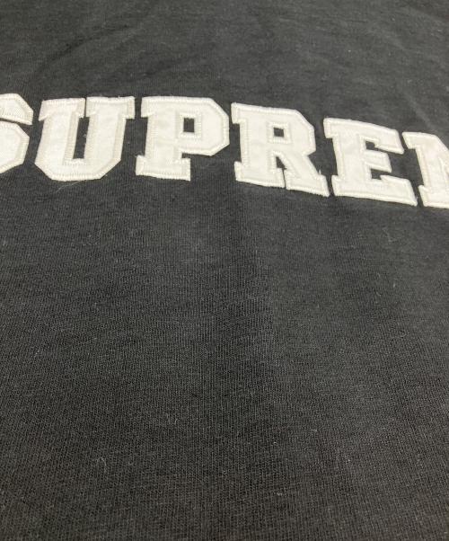 SUPREME（シュプリーム）Supreme (シュプリーム) Collegiate Applique S/S TOP ブラック サイズ:Lの古着・服飾アイテム