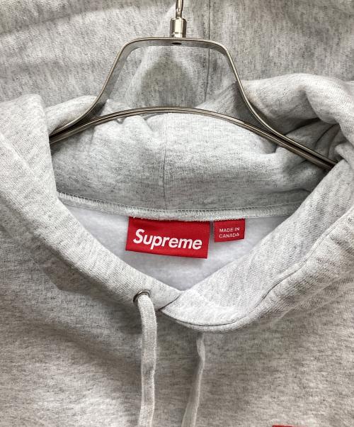 SUPREME（シュプリーム）Supreme (シュプリーム) Small Box Hooded Sweatshirt グレー サイズ:Lの古着・服飾アイテム
