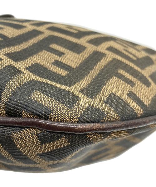 FENDI（フェンディ）FENDI (フェンディ) ズッカ柄ワンショルダーバッグ ブラウンの古着・服飾アイテム