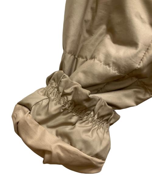 BLUE LABEL CRESTBRIDGE（ブルーレーベルクレストブリッジ）BLUE LABEL CRESTBRIDGE (ブルーレーベルクレストブリッジ) 裏チェックファー付きダウンジャケット ベージュ サイズ:40の古着・服飾アイテム