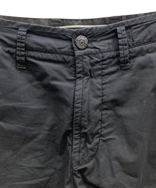 STONE ISLAND（ストーンアイランド）STONE ISLAND (ストーンアイランド) ロゴワッペンショートパンツ ブラック サイズ:W28の古着・服飾アイテム