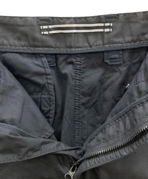 STONE ISLAND（ストーンアイランド）STONE ISLAND (ストーンアイランド) ロゴワッペンショートパンツ ブラック サイズ:W28の古着・服飾アイテム