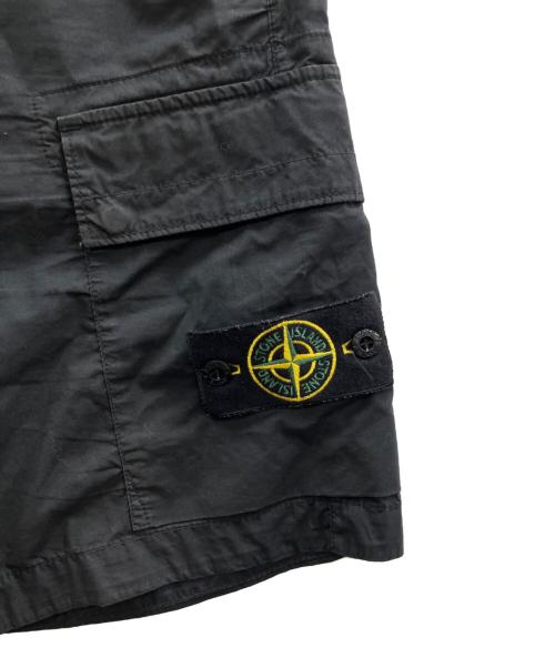 STONE ISLAND（ストーンアイランド）STONE ISLAND (ストーンアイランド) ロゴワッペンショートパンツ ブラック サイズ:W28の古着・服飾アイテム