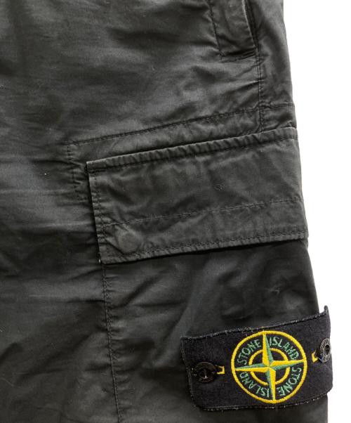 STONE ISLAND（ストーンアイランド）STONE ISLAND (ストーンアイランド) ロゴワッペンショートパンツ ブラック サイズ:W28の古着・服飾アイテム
