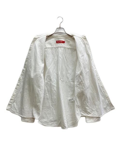 SUPREME（シュプリーム）SUPREME (シュプリーム) Small Box Denim Shirt ホワイト サイズ:Lの古着・服飾アイテム